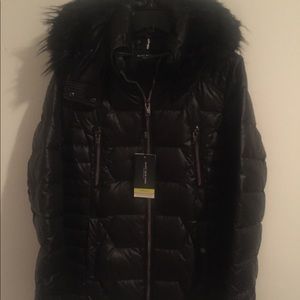 Women’s Andrew Marc puffer jacket